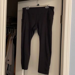 Lululemon Capri workout legging